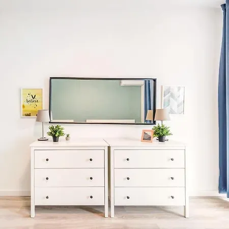 Very - Large And Quiet Apartment *