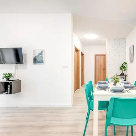 Very - Large And Quiet Apartment Budapest