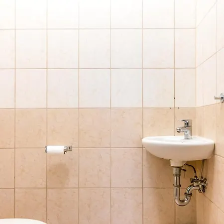 Very - Large And Quiet *